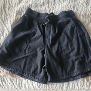 Athleta Bermuda Women's Black Casual Shorts
